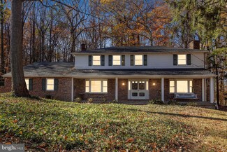 2 Blue Jay Dr, Newark, DE 19713