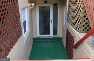 11375 Laurelwalk Dr, Laurel, MD 20708