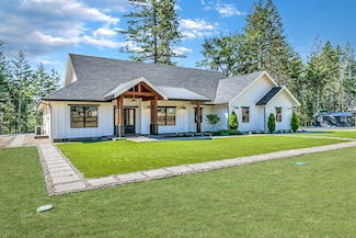 1222 Ellison Loop, Merlin, OR 97532
