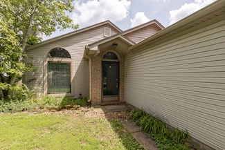 1368 the Kings Ct, Lexington, KY 40515