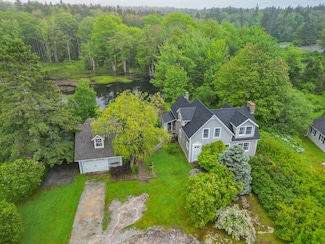 228 Atlantic Ave, Boothbay Harbor, ME 04538