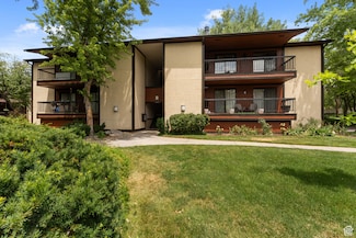 5544 S Springtree Ln Unit H, Murray, UT 84107