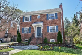 4820 24th Rd N, Arlington, VA 22207