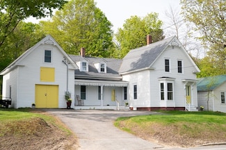 75 Highland St, Plymouth, NH 03264