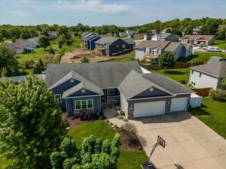 695 Bluegrass Trail, Waterloo, WI 53594