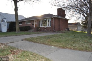 1753 Salinger Ave, Carroll, IA 51401