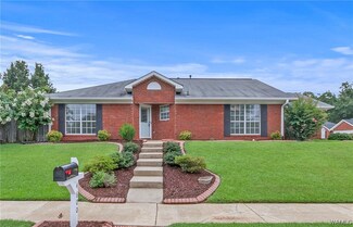 4600 Madison Cir, Northport, AL 35475