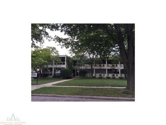 1043 Kimberly Dr, Lansing, MI 48912