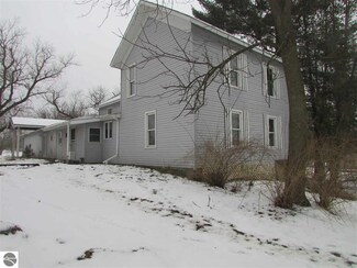 8719 30th Ave, Remus, MI 49340
