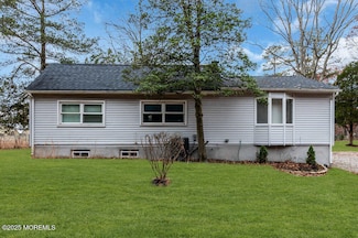 517 Newtons Corner Rd, Howell, NJ 07731