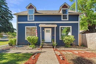 715 NE A St, Grants Pass, OR 97526