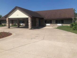 5918 Park Ridge Rd, Loves Park, IL 61111