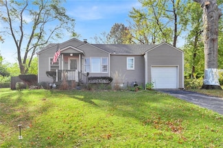 9839 Plymouth Ln, Raytown, MO 64133