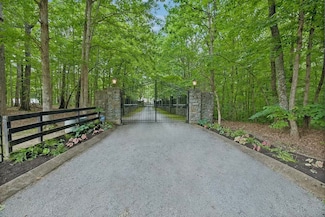 1105 Mount Pleasant Rd, Kingston Springs, TN 37082