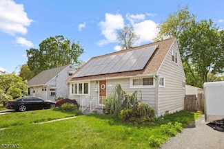 186 10th Ave, Hawthorne, NJ 07506