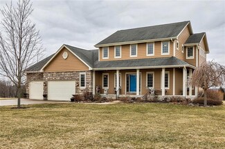 20138 Mill Creek Ln, Adel, IA 50003