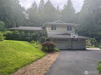 2223 207th Ave SE, Sammamish, WA 98075