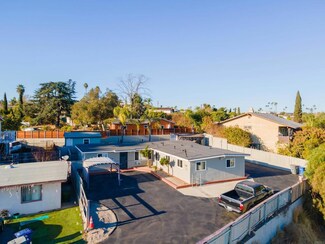 117-19 Plymouth Dr, Vista, CA 92083