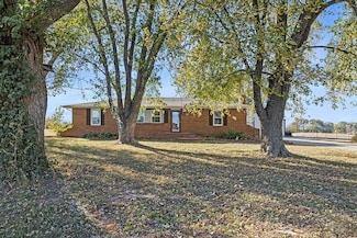16020 S 1200 Rd, Nevada, MO 64772