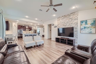 2152 Hat Bender Loop, Round Rock, TX 78664