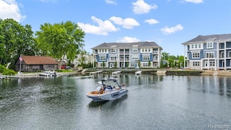 456 Mystic Cove Ln Unit 405, Lake Orion, MI 48362