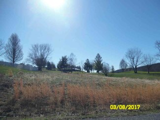 88 Fountain Spring Dr, Peterstown, WV 24963