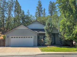 244 Arrowhead Trail, Eagle Point, OR 97524