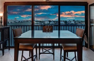 271 Southbay Dr Unit 152, Naples, FL 34108