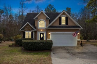 85 Falling Water Rd, Spring Lake, NC 28390