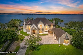 245 Stewart Dr, Merritt Island, FL 32952