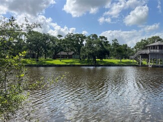 32534 Bayou Bend, Richwood, TX 77515