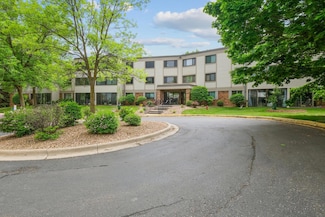 4385 Trenton Ln N Unit 301, Plymouth, MN 55442