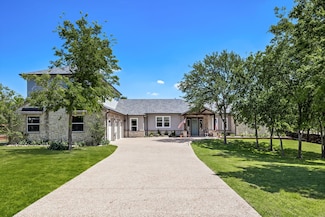 680 Melody Ln, Little Elm, TX 75068