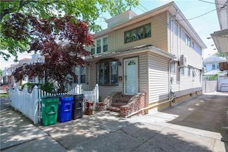 2039 Batchelder St, Brooklyn, NY 11229