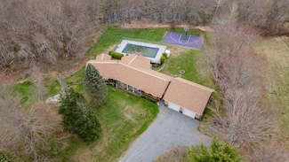 845 Main Rd, Milford, ME 04461