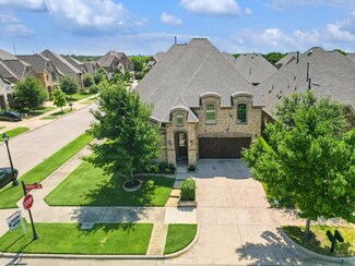 910 Aster Dr, Euless, TX 76039
