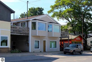 623 Frankfort Ave, Elberta, MI 49628