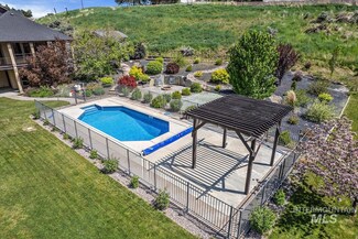 8299 W Kingsbury Dr, Middleton, ID 83644