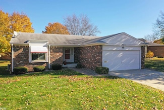446 Sandehurst Dr, Grand Blanc, MI 48439