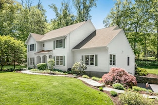 12 Rob Rider Rd, Redding, CT 06896