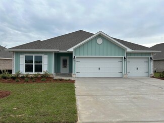 293 Gray Owl Dr, Freeport, FL 32439
