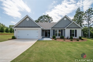 225 Highlands Dr, Winterville, GA 30683