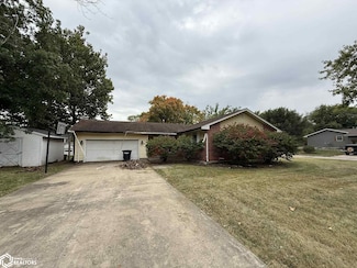 514 W Vine St, Mount Pleasant, IA 52641