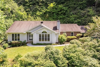 93 Wood Duck Ct, Brevard, NC 28712