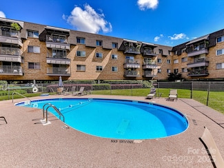 1323 Queens Rd Unit 308, Charlotte, NC 28207
