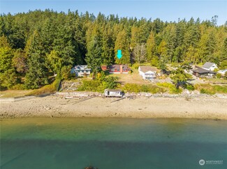 15611 Yokeko Dr, Anacortes, WA 98221