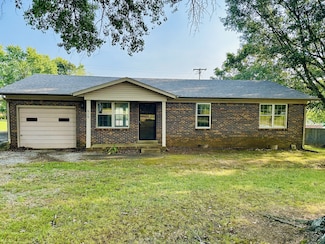 929 Kathleen Dr, Pulaski, TN 38478