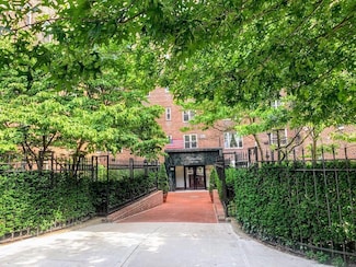 76-10 34th Ave Unit 2M, Jackson Heights, NY 11372