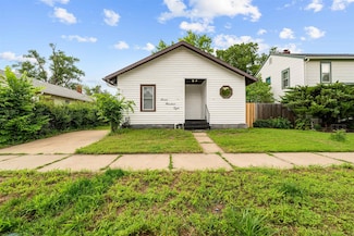 708 W Prescott Ave, Salina, KS 67401