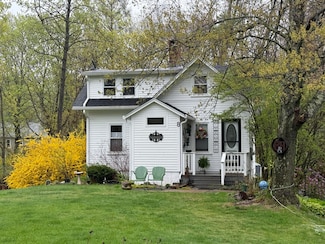 8 Organug Rd, York, ME 03909